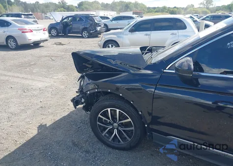 2021 Volkswagen Tiguan 2.0T Se/2.0T Se R-Line Black/2.0T Sel z USA, uszkodzony, nr VIN 3VV2B7AX1MM030765